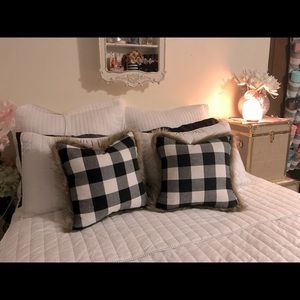 Stratford Home deco set pillows cases